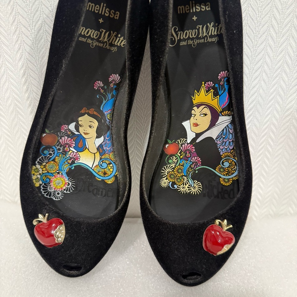 Melissa Black Flats with Snow White Design - Picture 12 of 16